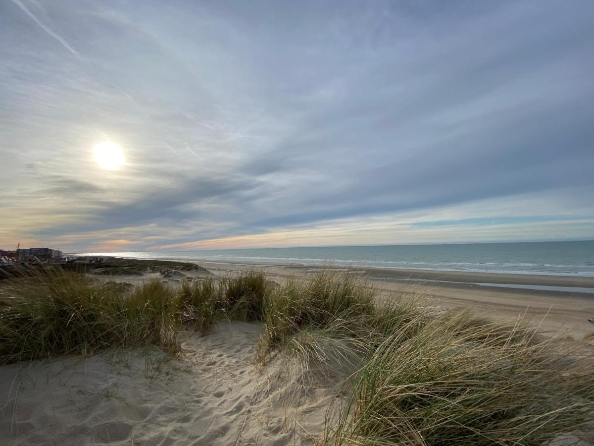 Coxy Penthouse Koksijde Apartment Bagian luar foto