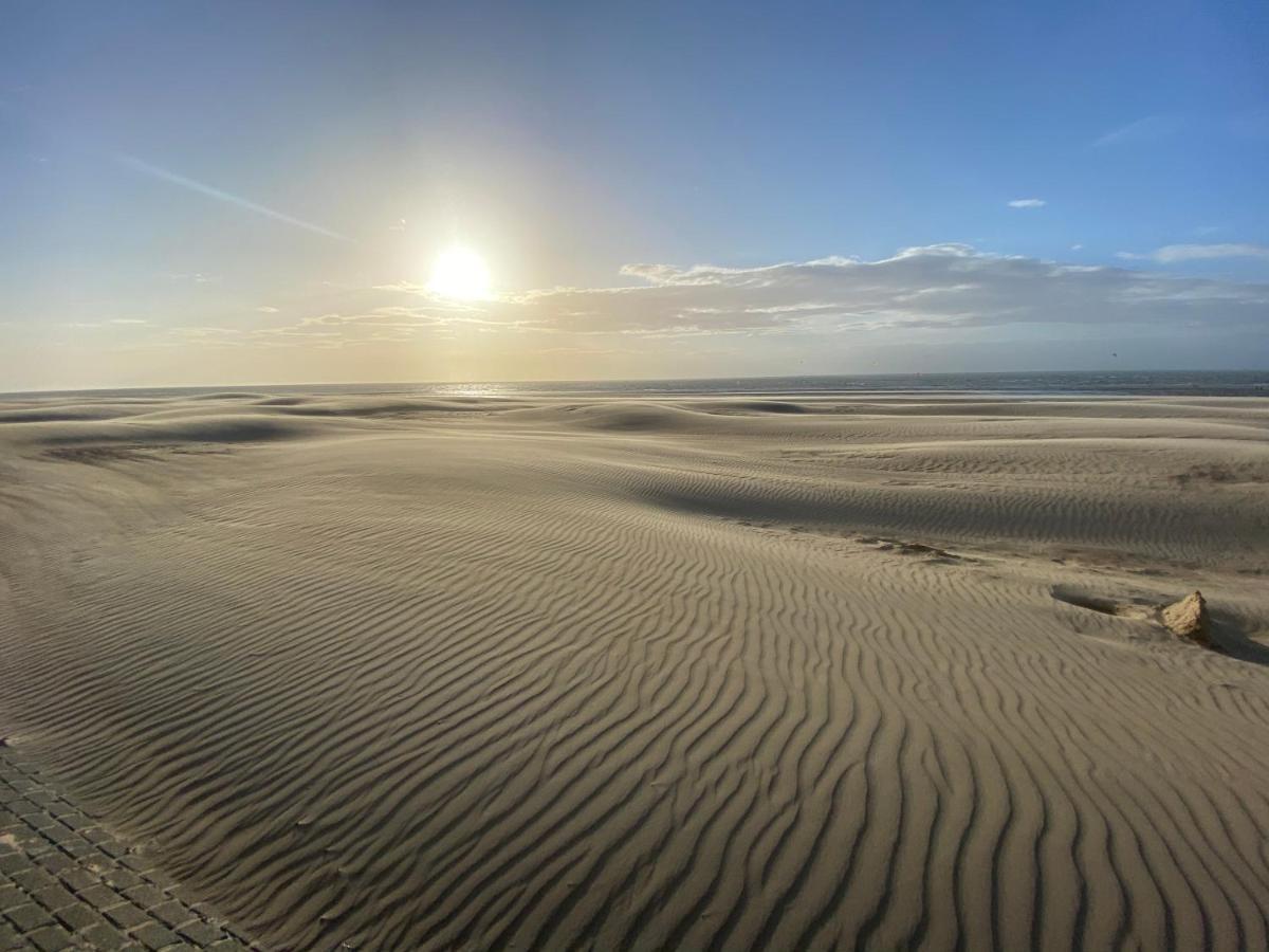 Coxy Penthouse Koksijde Apartment Bagian luar foto